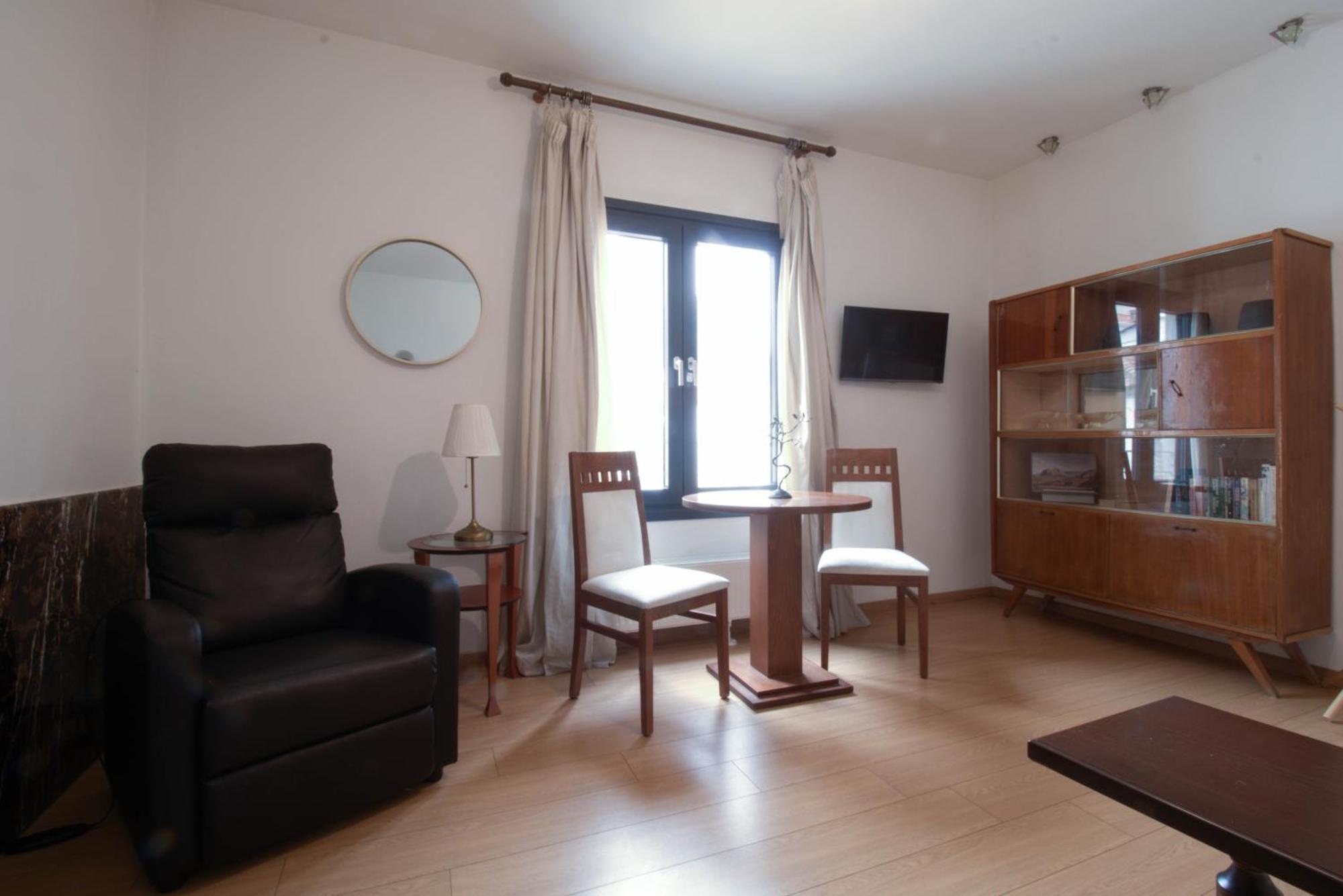 1951 Suites Kalambaka Esterno foto